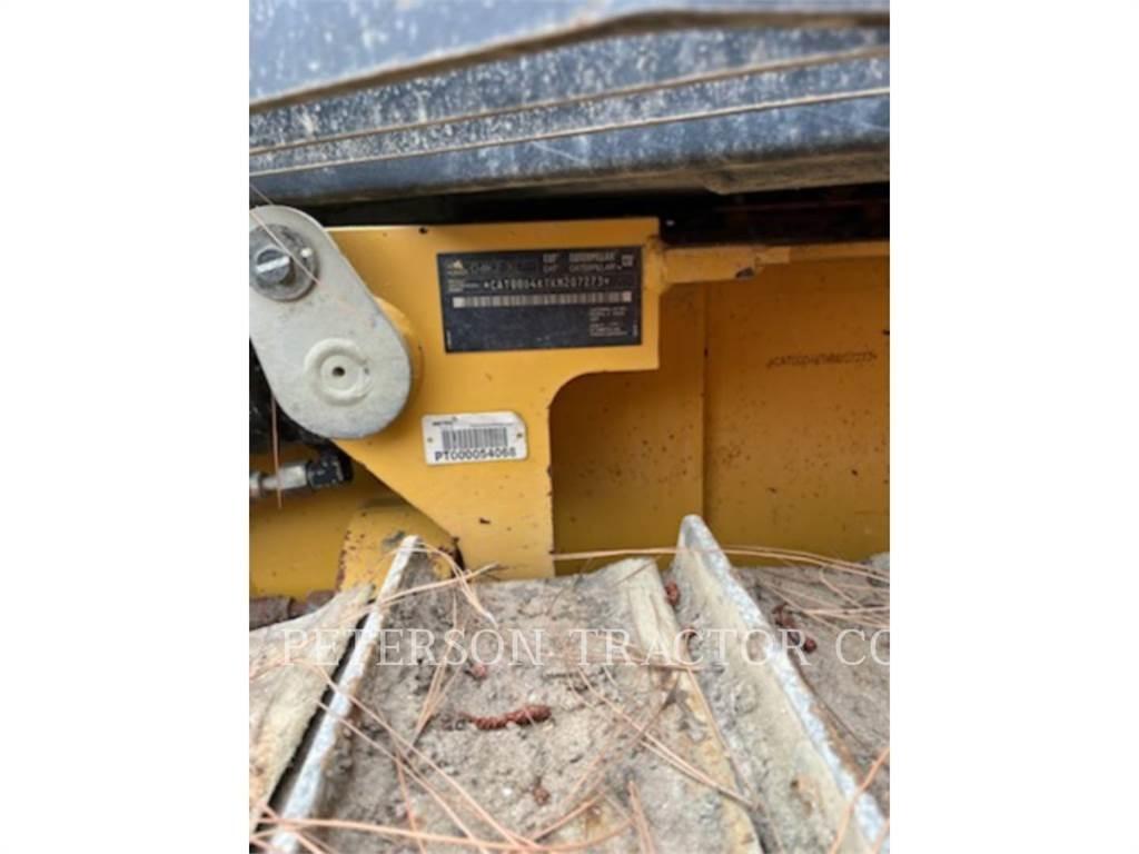 CAT D4 Buldožeri guseničari