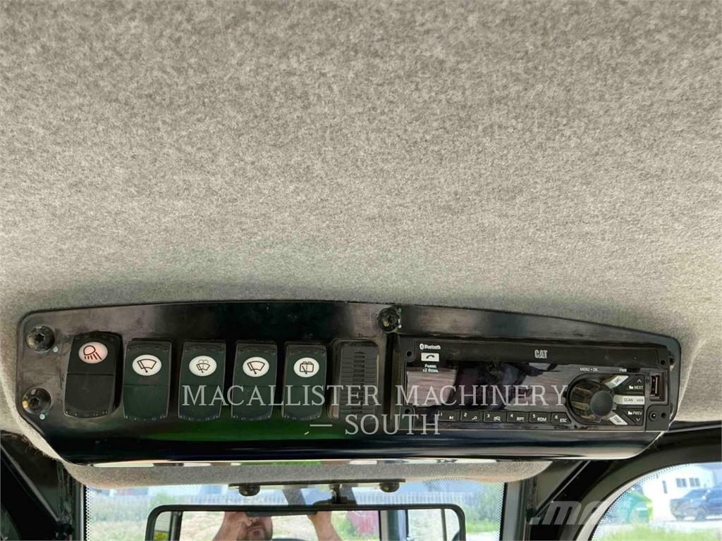 CAT D4 Buldožeri guseničari