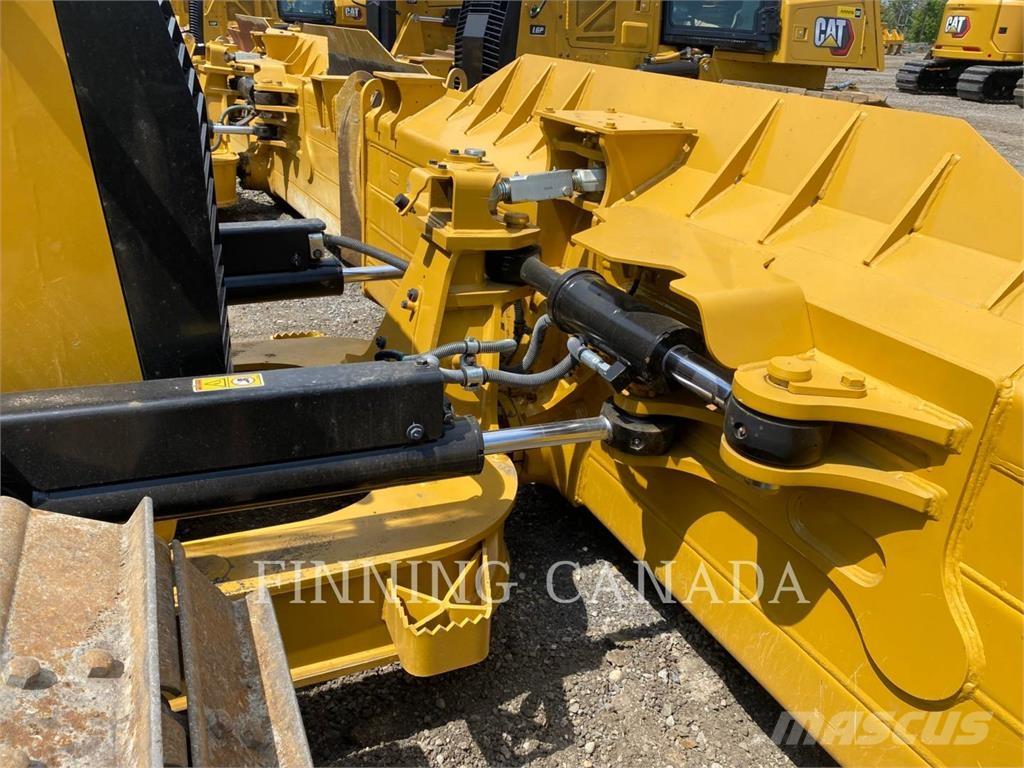 CAT D4-16 Buldožeri guseničari