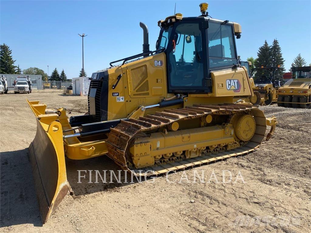 CAT D4-16 Buldožeri guseničari