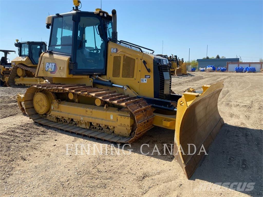 CAT D4-16 Buldožeri guseničari