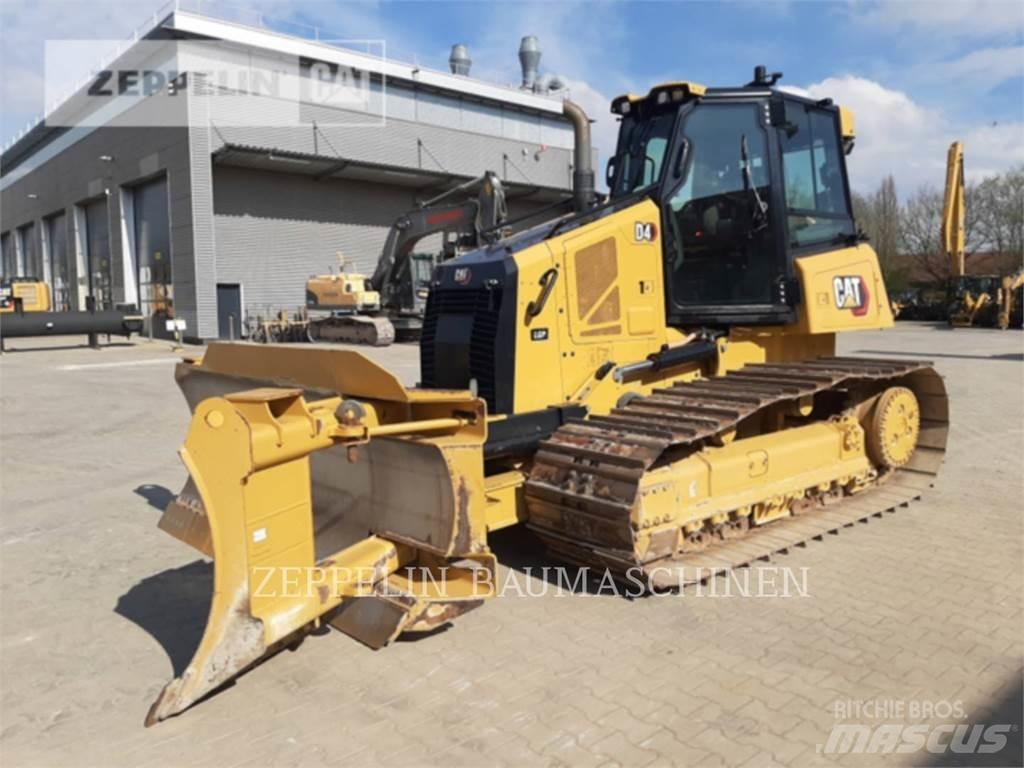 CAT D4-16A Buldožeri guseničari