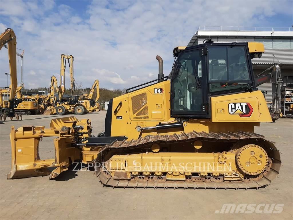 CAT D4-16A Buldožeri guseničari