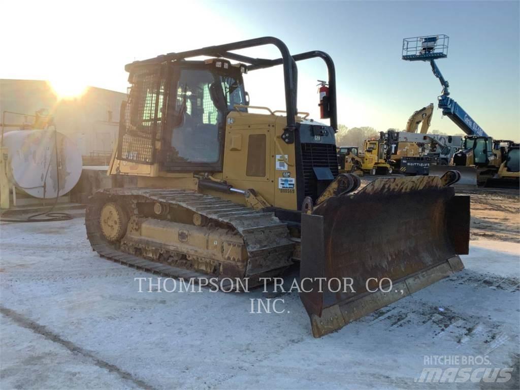 CAT D4-3D Buldožeri guseničari