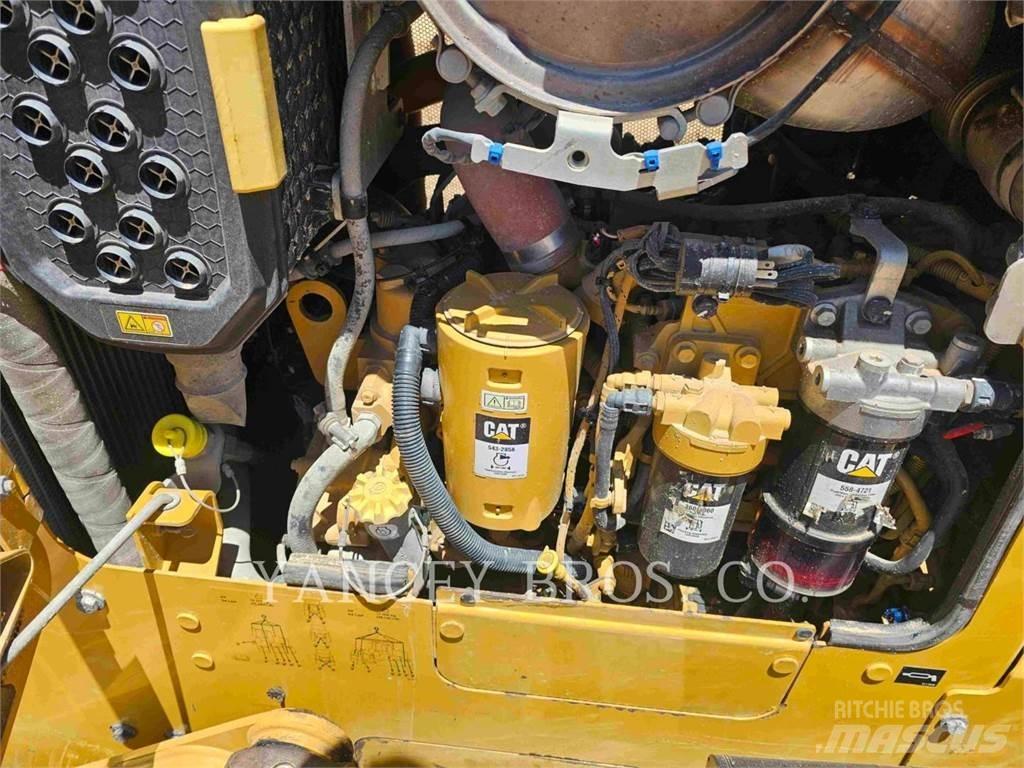 CAT D416VP Buldožeri guseničari