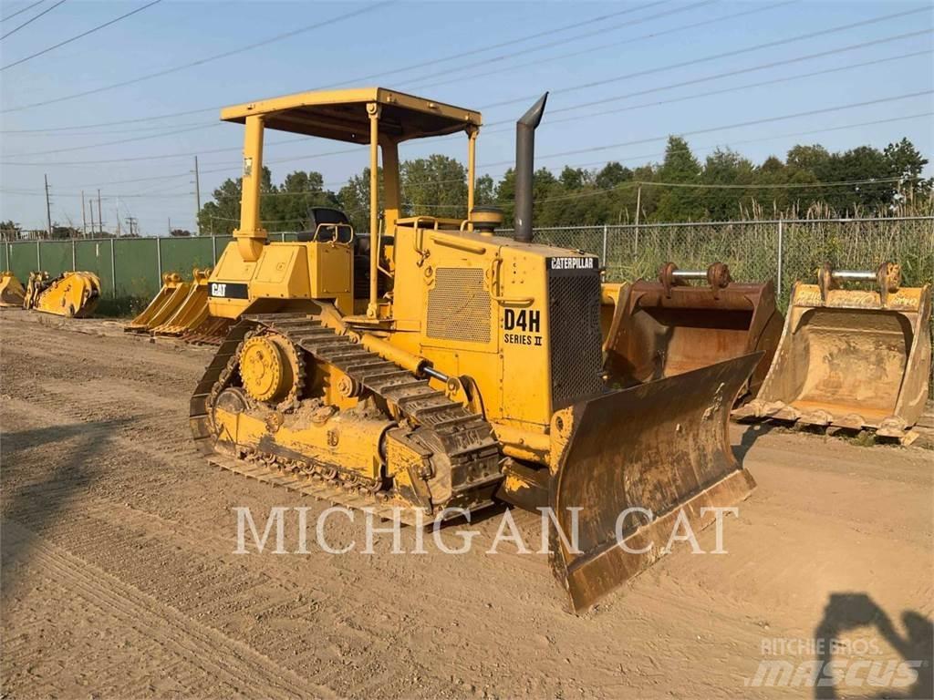 CAT D4H Buldožeri guseničari