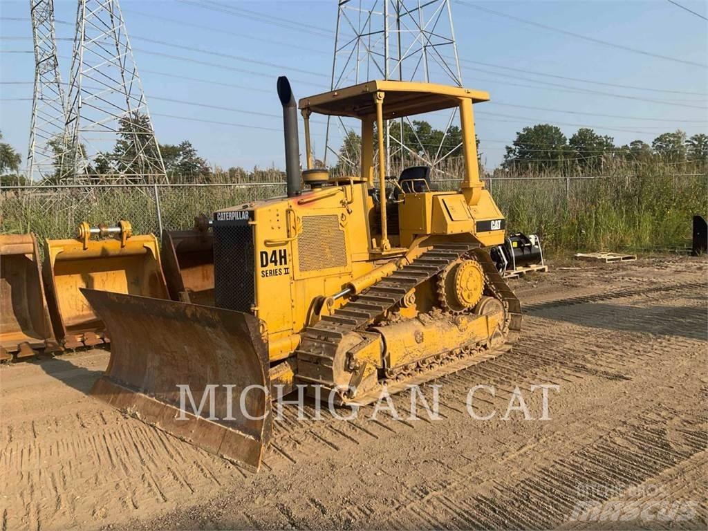 CAT D4H Buldožeri guseničari
