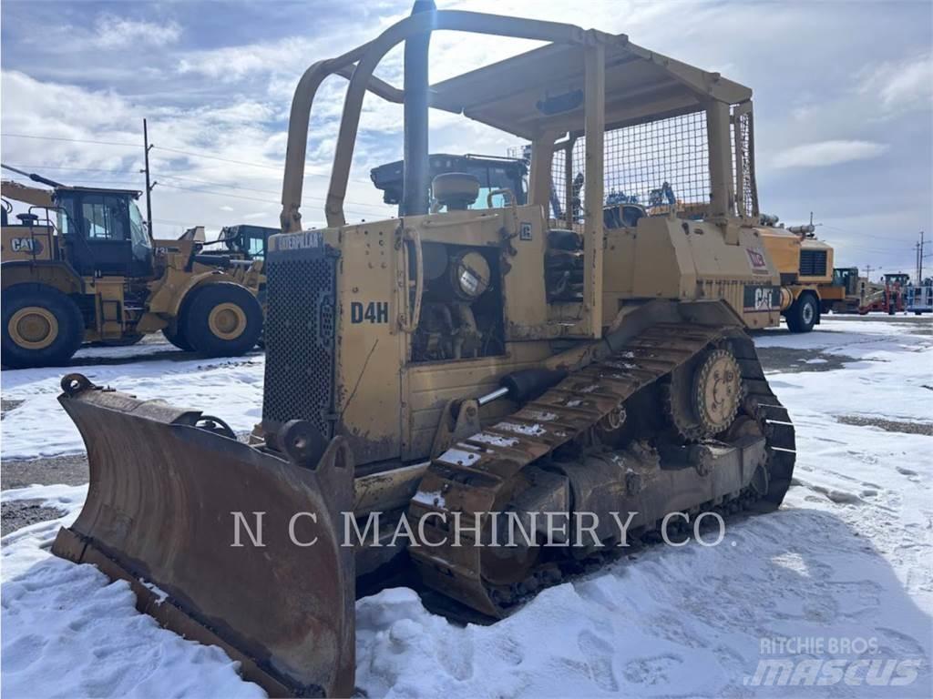 CAT D4H Buldožeri guseničari