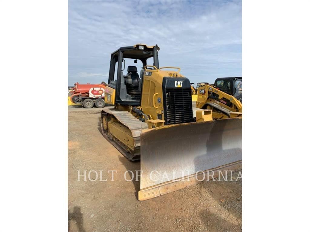 CAT D4K2 Buldožeri guseničari