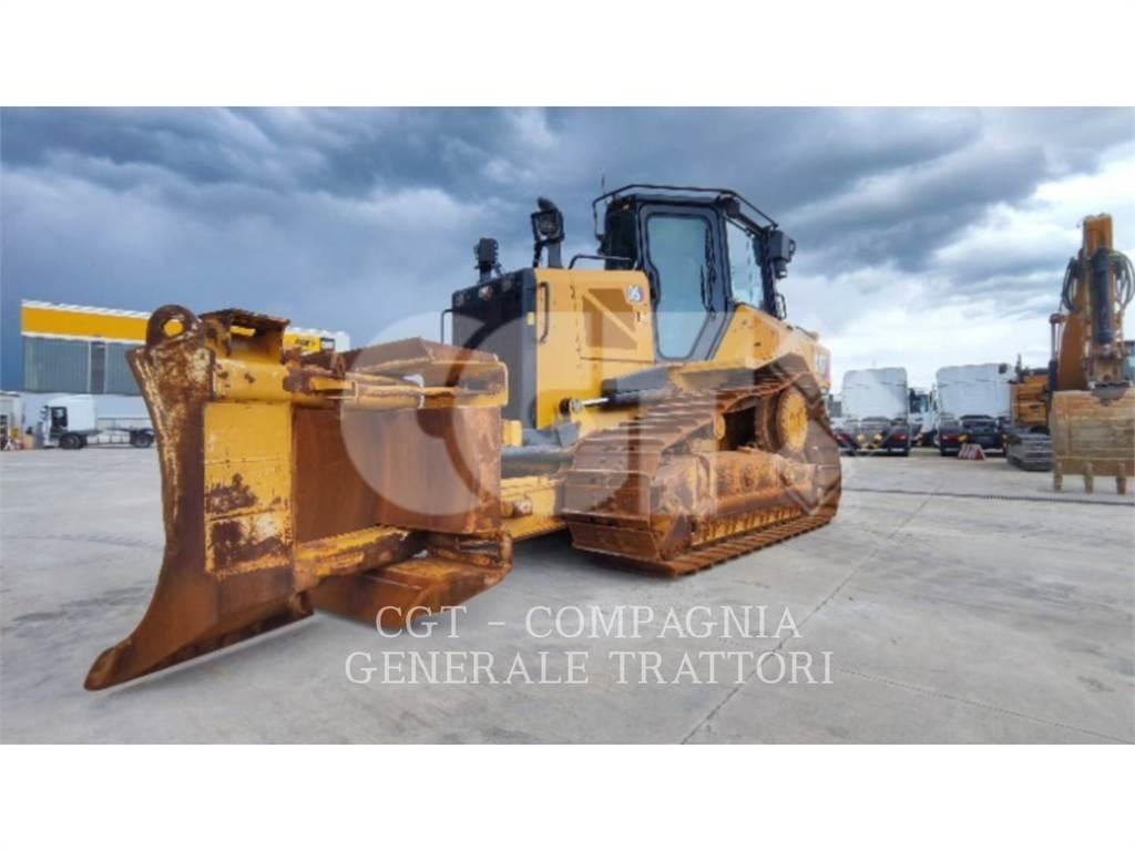CAT D5 Buldožeri guseničari