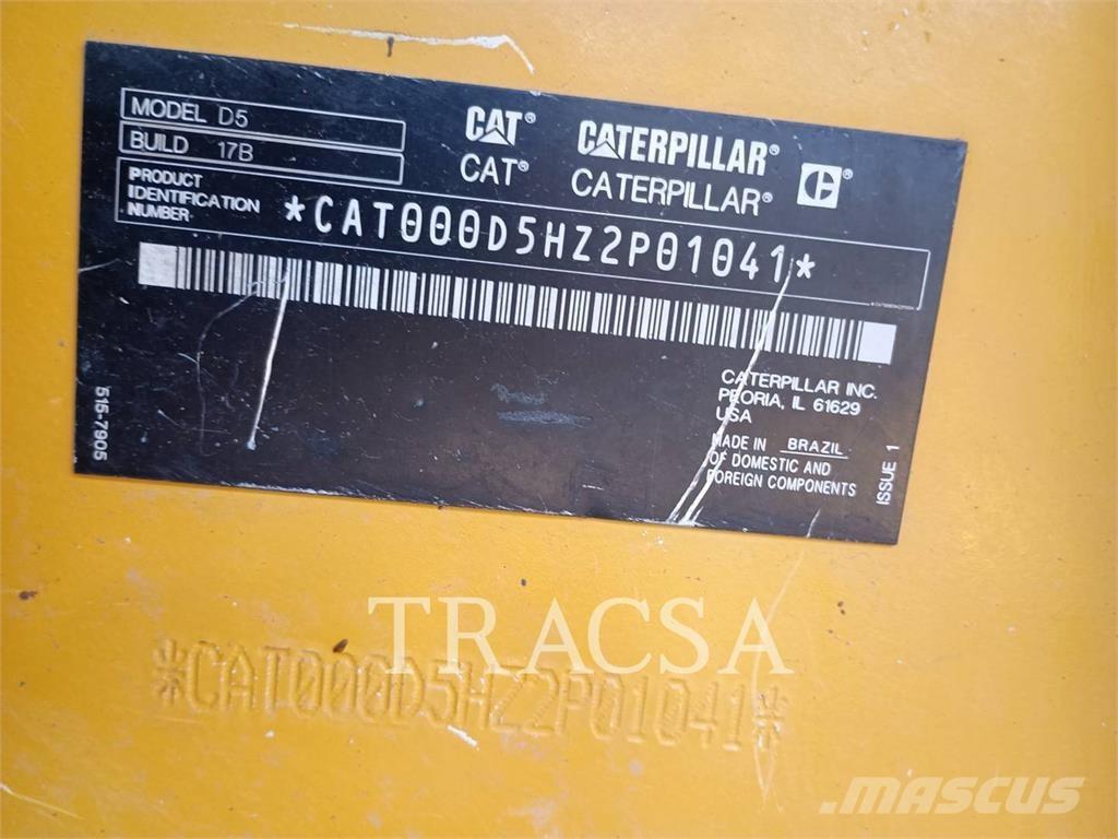CAT D5 Buldožeri guseničari