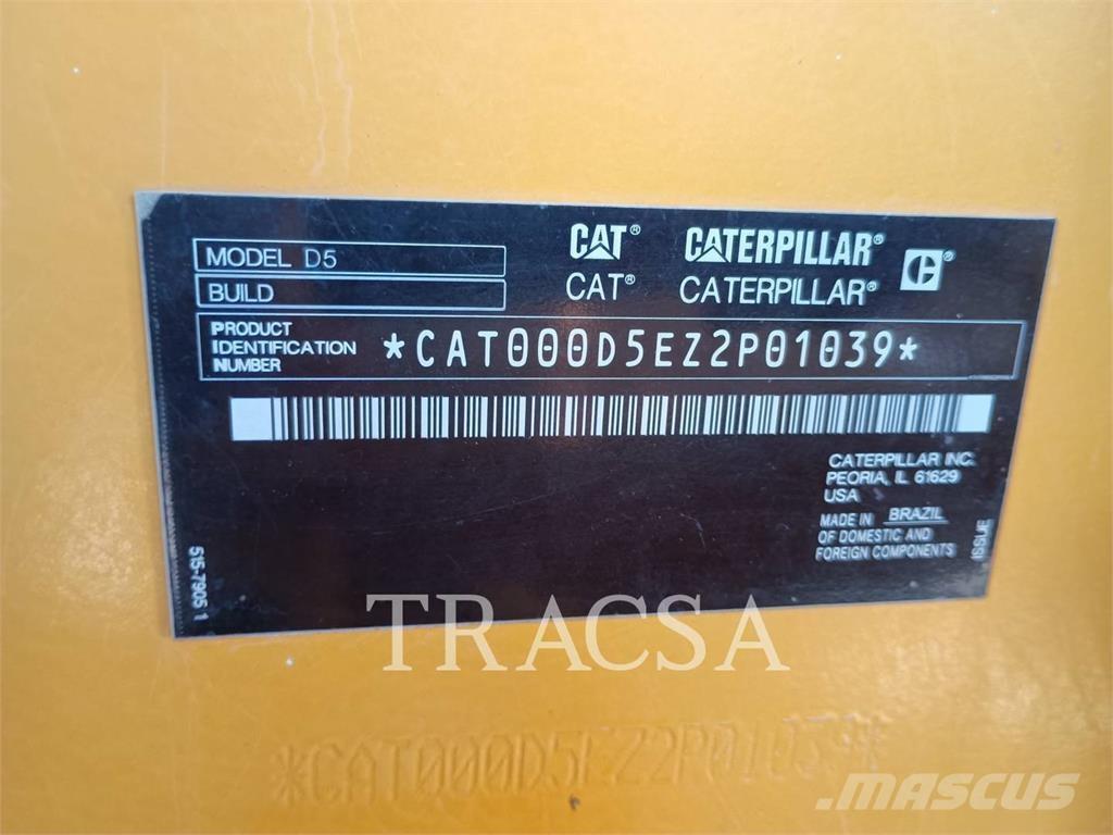 CAT D5 Buldožeri guseničari