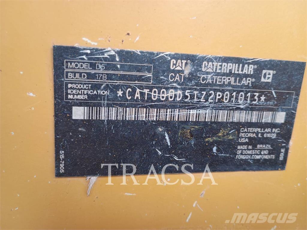 CAT D5 Buldožeri guseničari