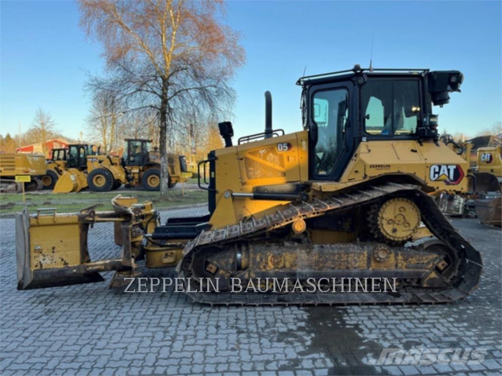 CAT D5 Buldožeri guseničari