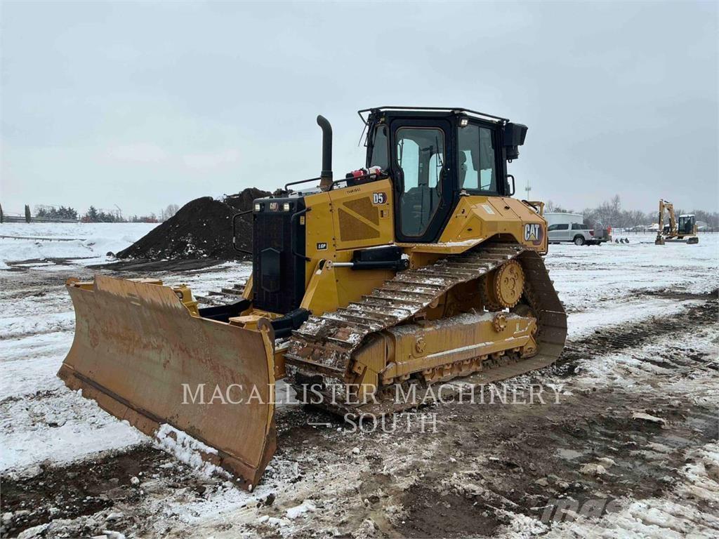 CAT D5 Buldožeri guseničari