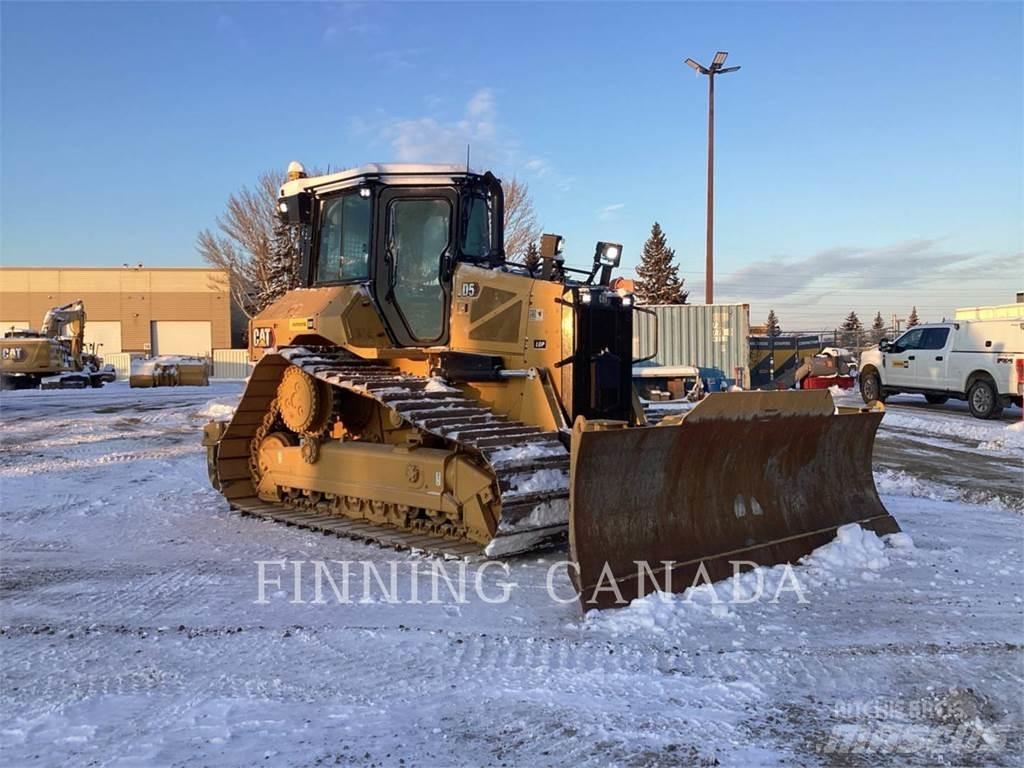 CAT D5-17 Buldožeri guseničari