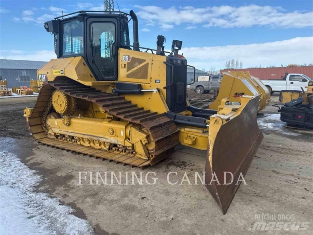 CAT D5-17 Buldožeri guseničari