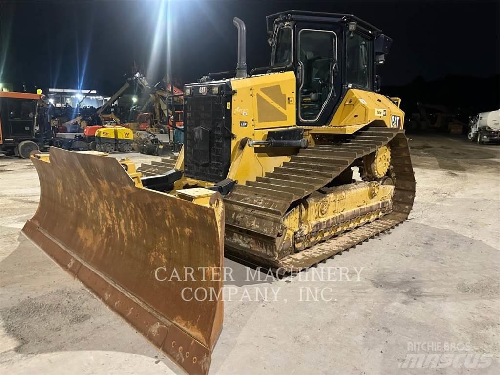 CAT D5-17VP Buldožeri guseničari