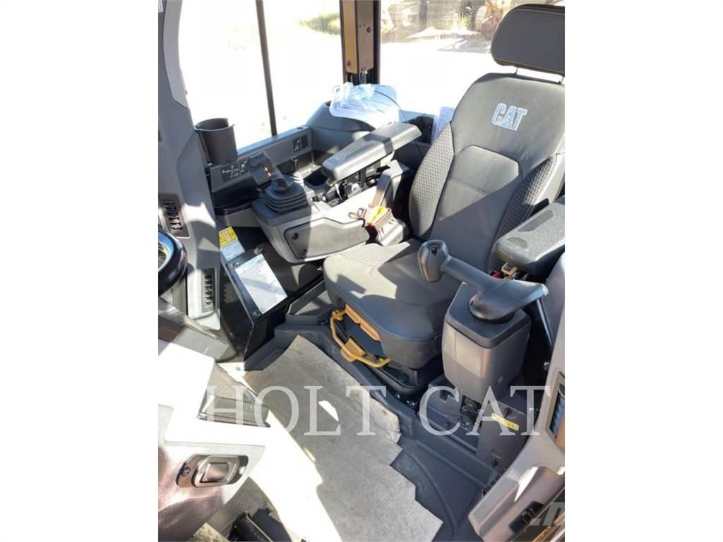 CAT D5 LGP Buldožeri guseničari