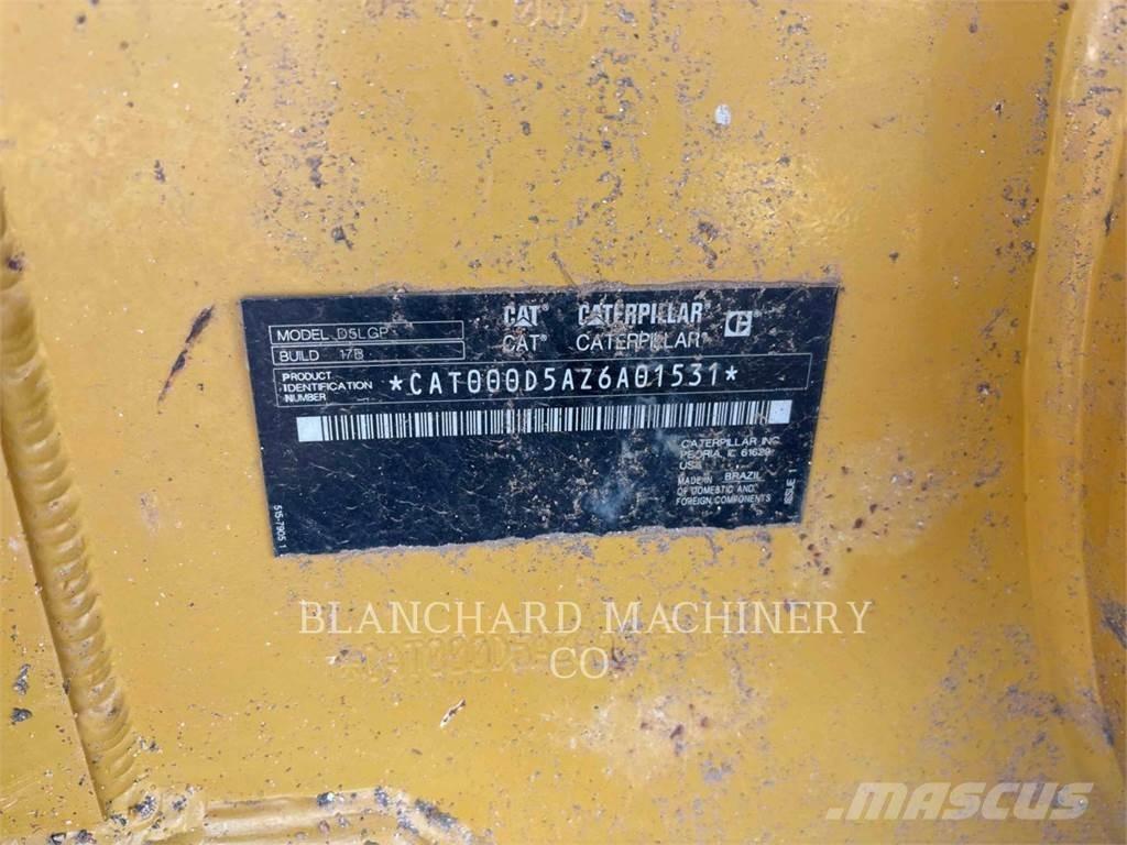 CAT D5 LGP Buldožeri guseničari