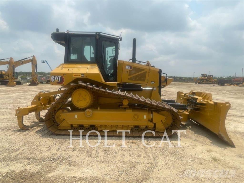 CAT D5 LGPVP Buldožeri guseničari