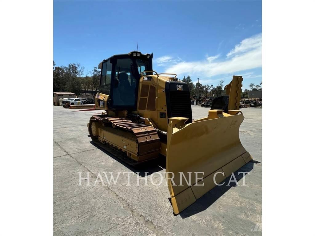 CAT D5K2 Buldožeri guseničari