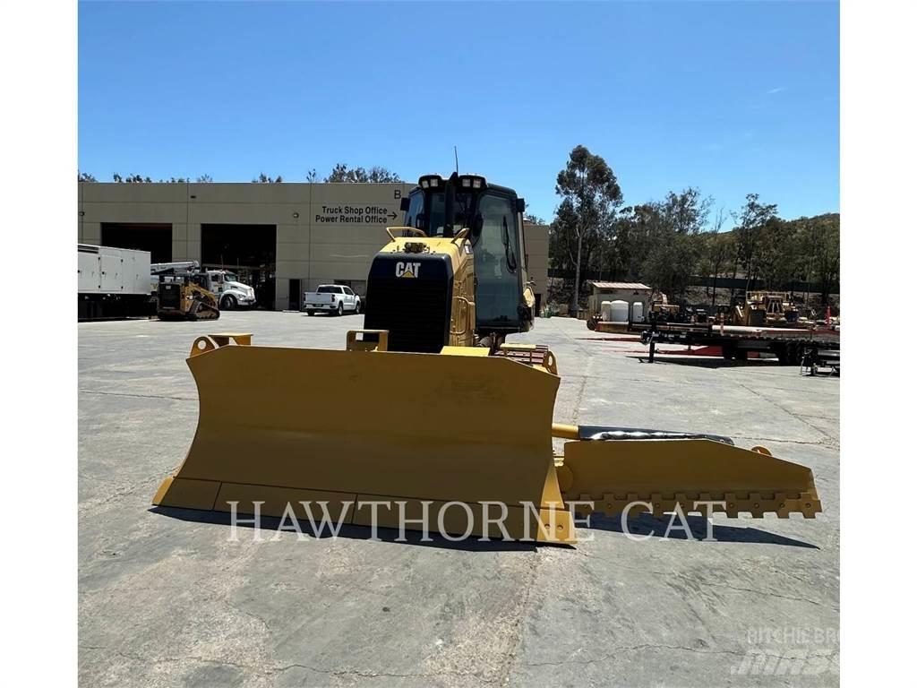 CAT D5K2 Buldožeri guseničari