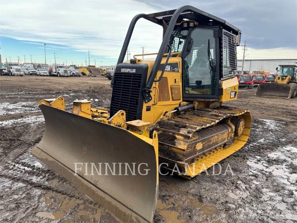 CAT D5K2 Buldožeri guseničari