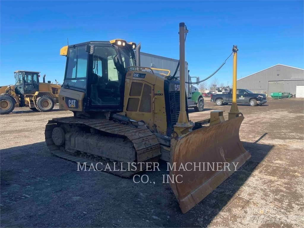 CAT D5K2LGP Buldožeri guseničari