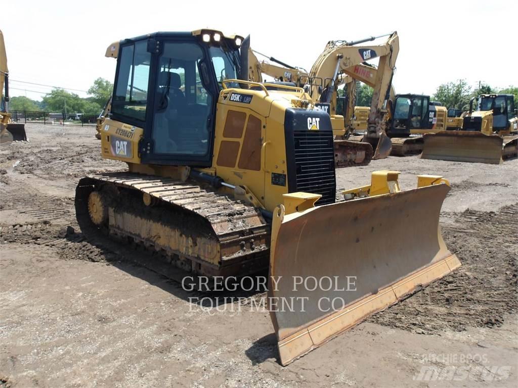 CAT D5K2LGP Buldožeri guseničari