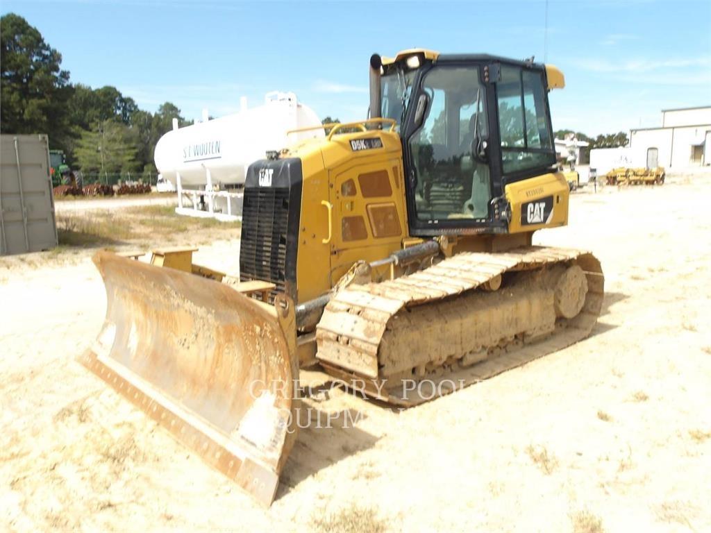 CAT D5K2LGP Buldožeri guseničari
