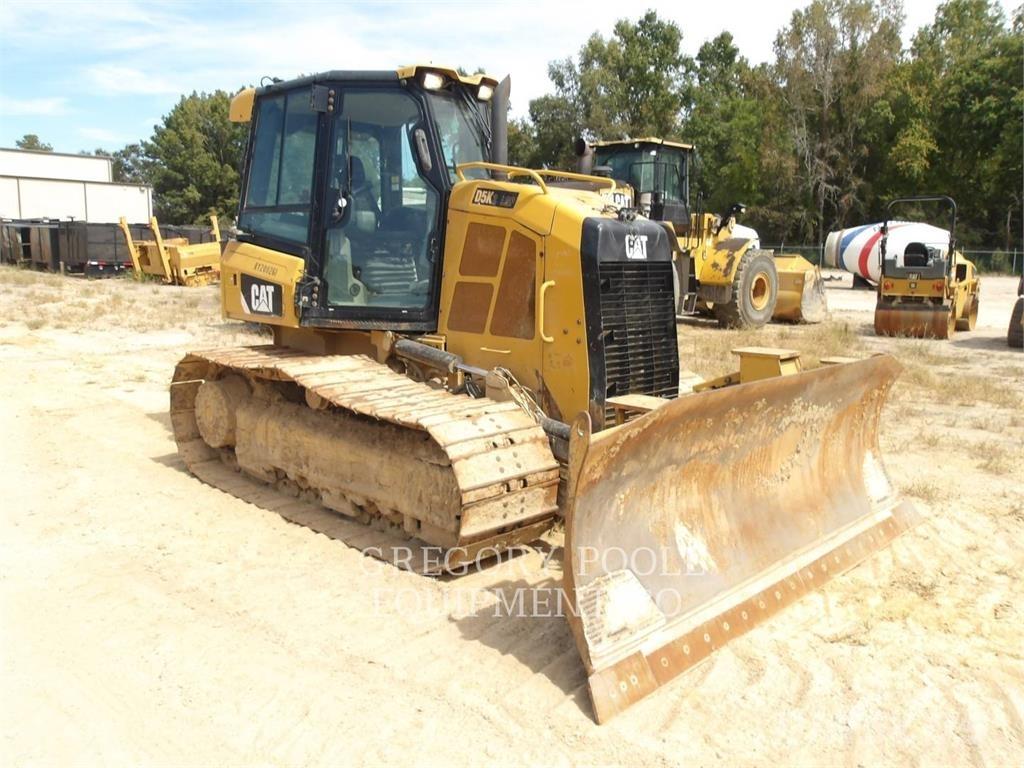 CAT D5K2LGP Buldožeri guseničari