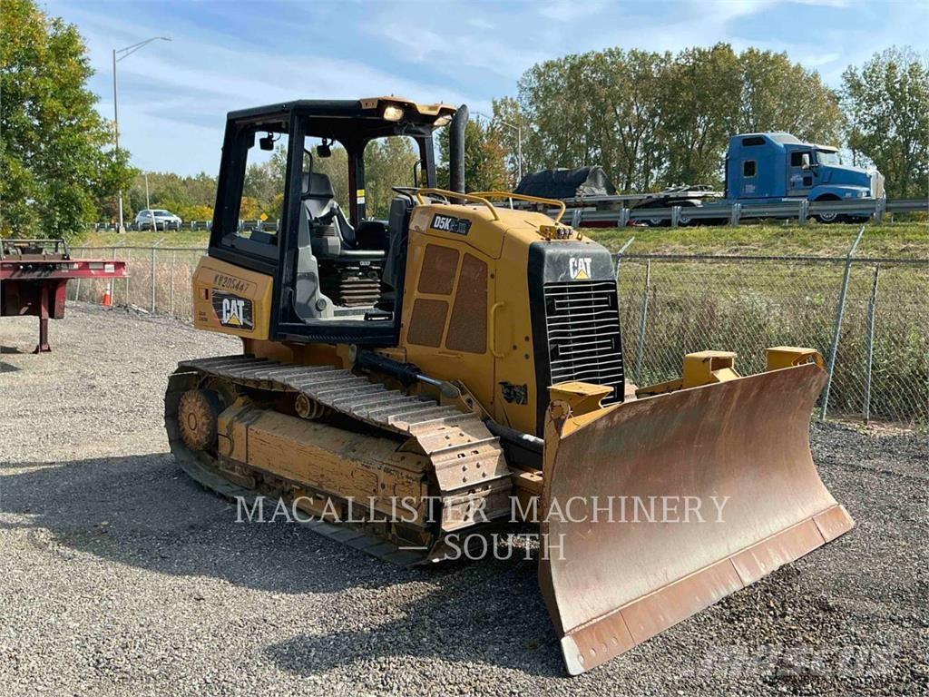 CAT D5K2XL Buldožeri guseničari