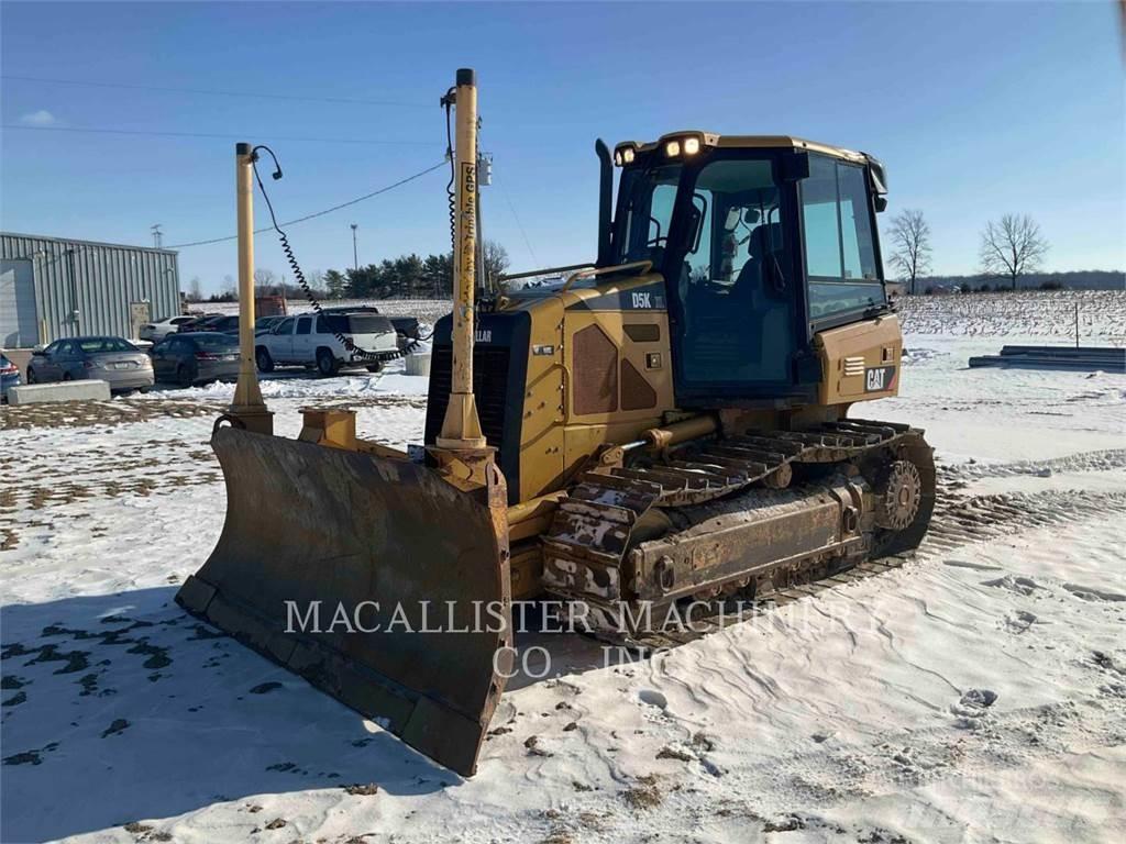 CAT D5KXL Buldožeri guseničari