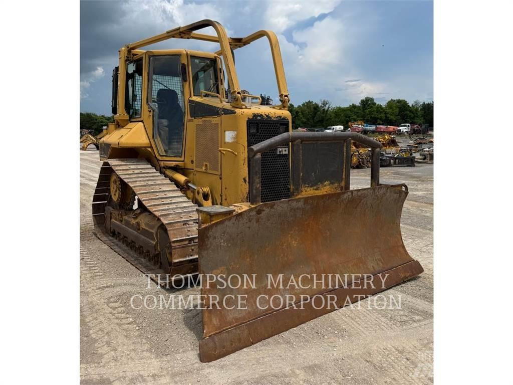 CAT D5NXL Buldožeri guseničari