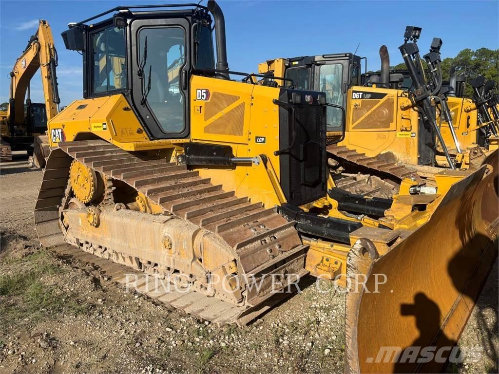 CAT D5VPEW Buldožeri guseničari