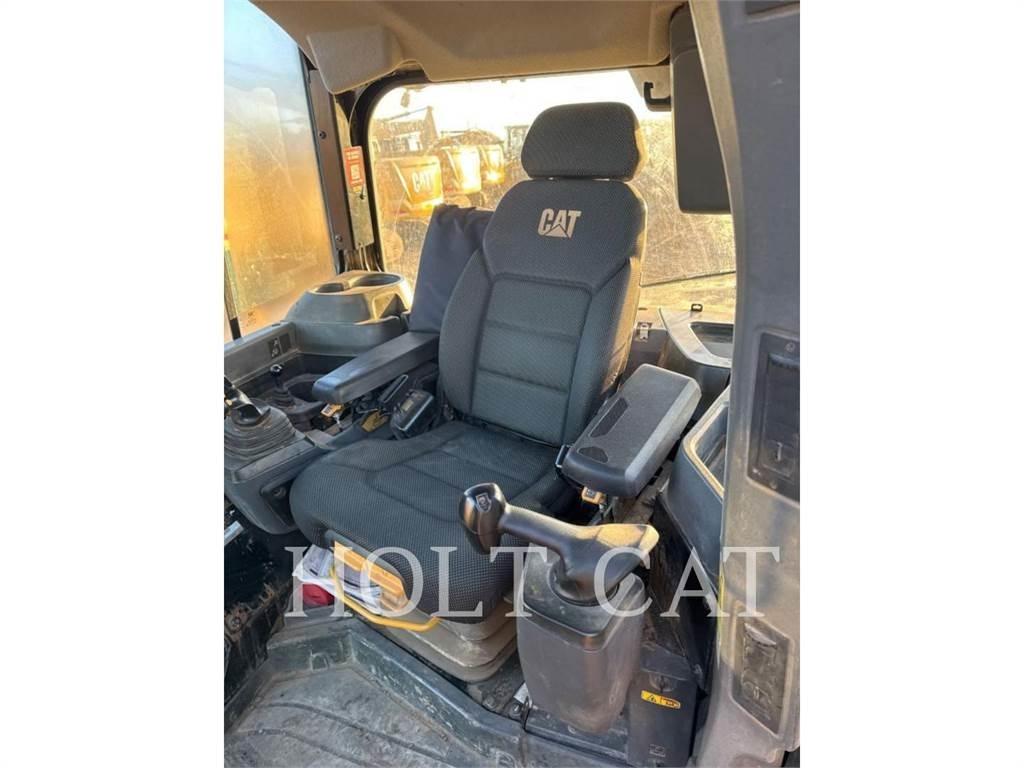 CAT D6 Buldožeri guseničari
