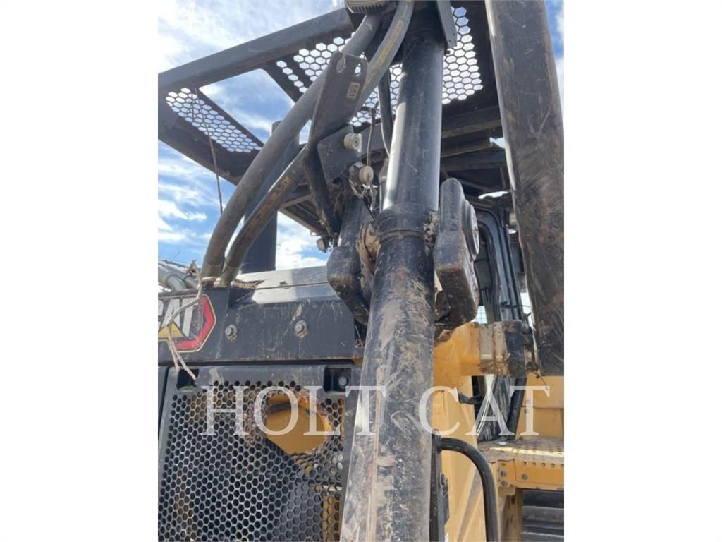 CAT D6 Buldožeri guseničari