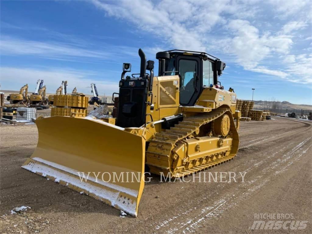CAT D6 Buldožeri guseničari