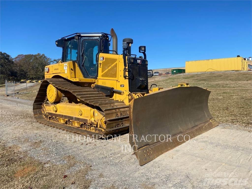 CAT D6 Buldožeri guseničari