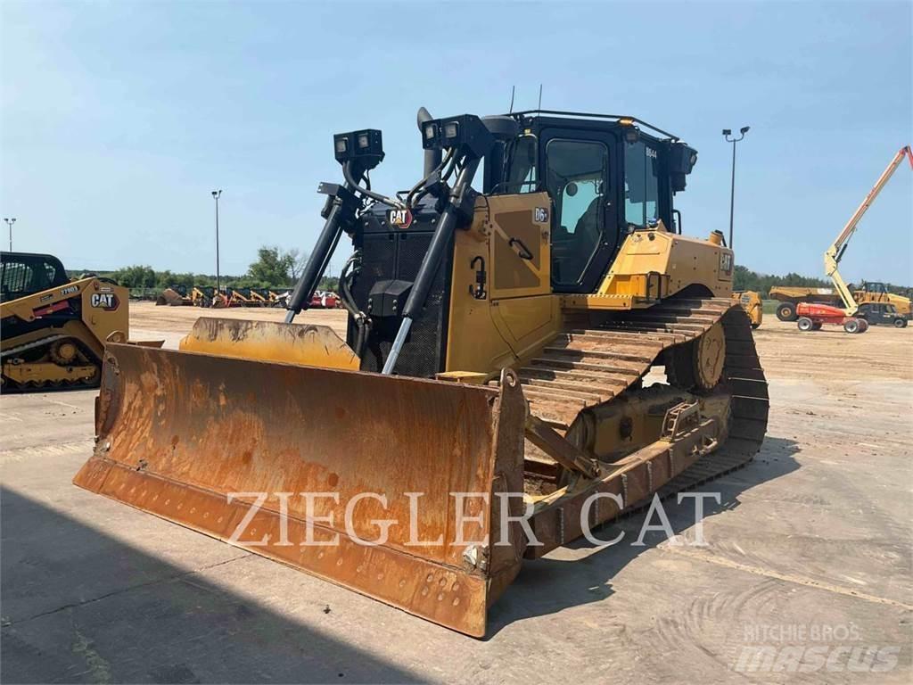 CAT D6 Buldožeri guseničari