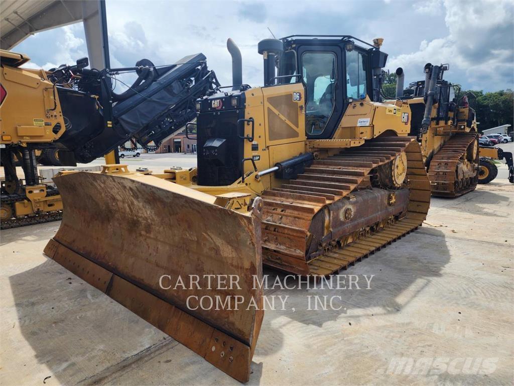 CAT D6 Buldožeri guseničari