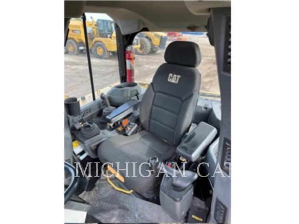 CAT D6 LGP VAHZ2 Buldožeri guseničari