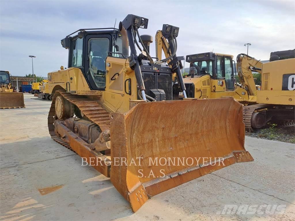 CAT D6 XE Buldožeri guseničari
