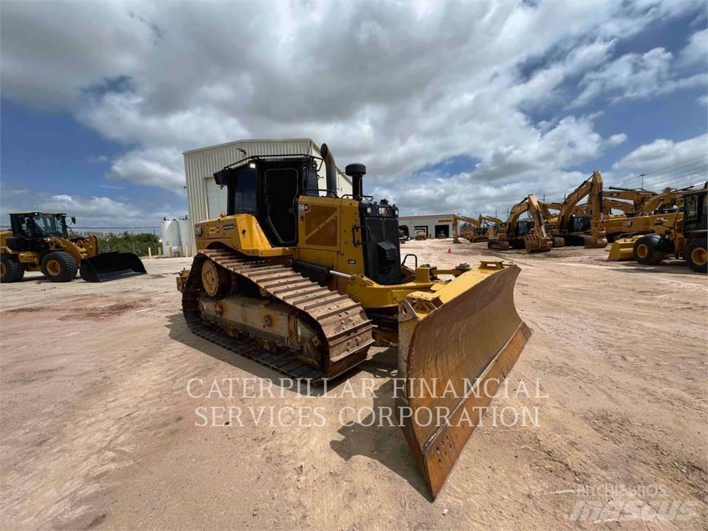 CAT D620XEVP Buldožeri guseničari