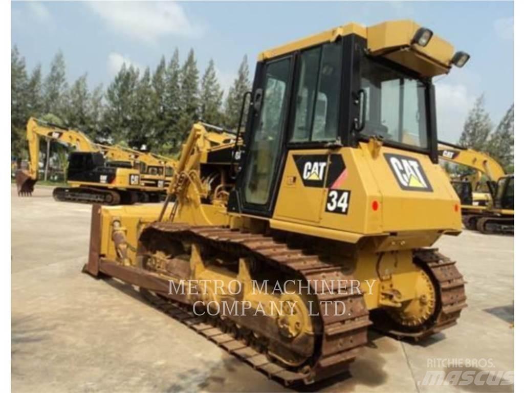CAT D6G Buldožeri guseničari