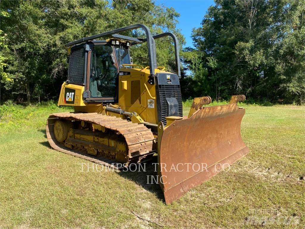 CAT D6K2 Buldožeri guseničari