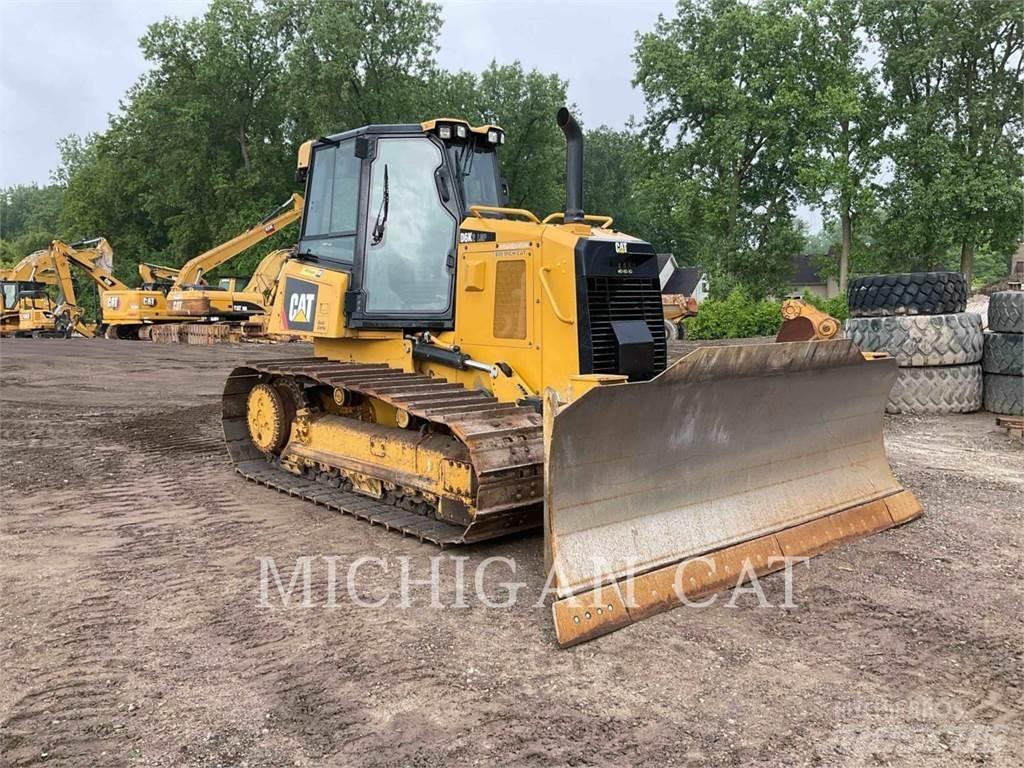CAT D6K2L AZ24F Buldožeri guseničari