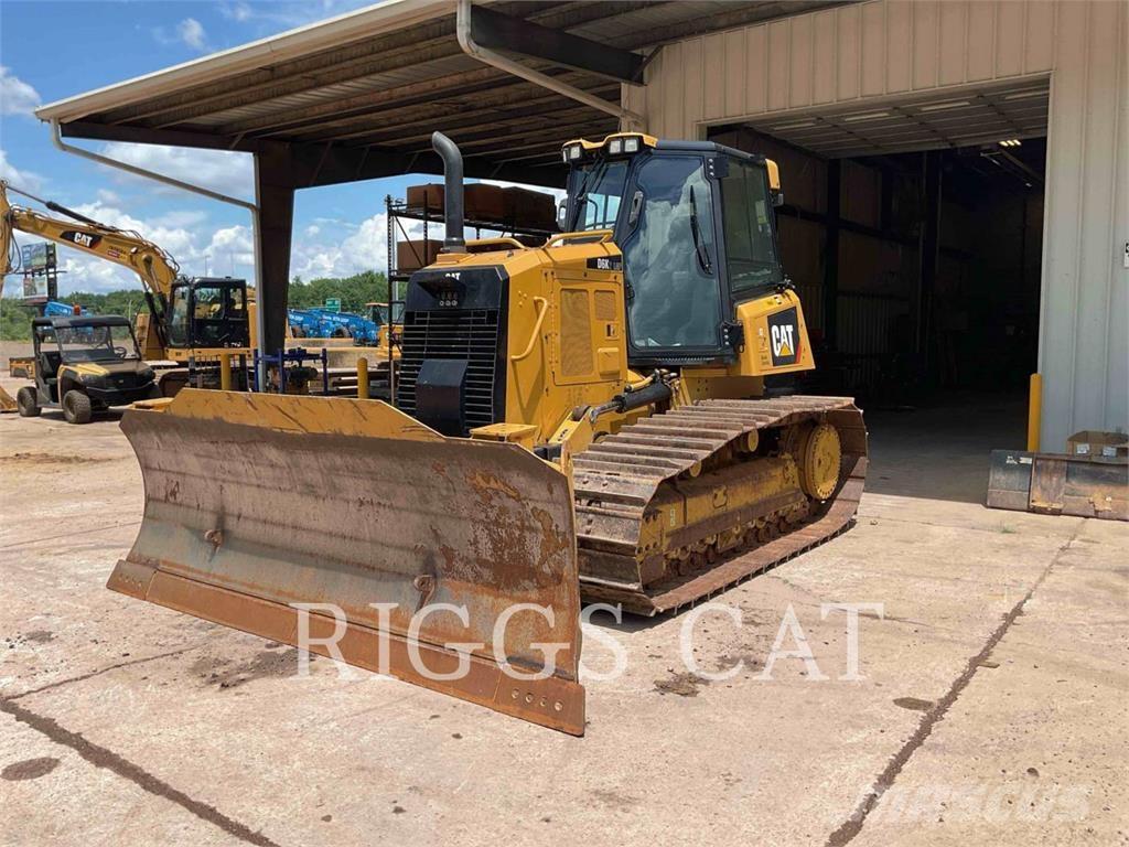 CAT D6K2LGP Buldožeri guseničari