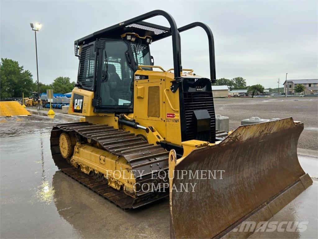 CAT D6K2LGPA Buldožeri guseničari